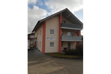 4-Zimmer-Wohnung in Massing - 900,00&nbsp;EUR Kaltmiete, ca.&nbsp; 95,00&nbsp;m&sup2; in Massing (PLZ: 84323)