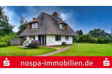 Neuwertige Doppelhaushälfte unter Reet - mit der Option zur Ferienvermietung - Nebel