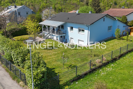 Haus zum Kaufen in Jestetten 840.000,00 € 195 m²