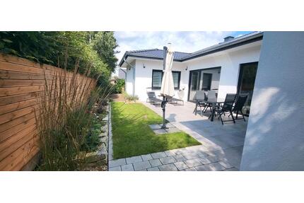 U-förmiger Walmdach-Bungalow - 419.000,00&nbsp;EUR Kaufpreis, ca.&nbsp; 135,00&nbsp;m&sup2; in Stemwede (PLZ: 32351)
