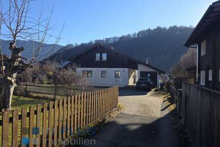 Haus zum Kaufen in Kiefersfelden 520.000,00 € 135.74 m²