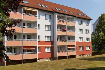 Wohnung zum Mieten in Limbach-Oberfrohna 255,00 € 45.91 m²