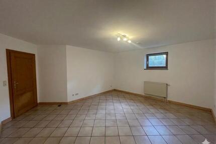 Souterrainzimmer - 250,00&nbsp;EUR Kaltmiete, ca.&nbsp; 20,00&nbsp;m&sup2; in Waidhofen (PLZ: 86579)