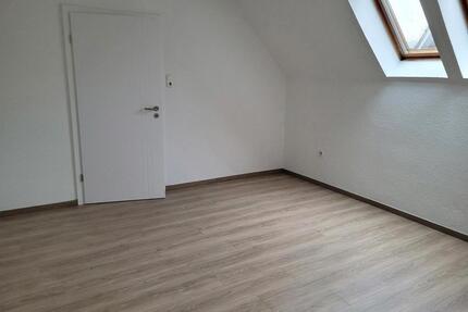 Schöne ruhige Oberwohnung nähe MEG zu vermieten. 700€ Warmmiete. - Löningen
