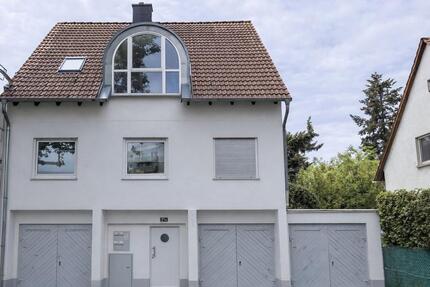 1 Familienhaus - 699.000,00&nbsp;EUR Kaufpreis, ca.&nbsp; 160,00&nbsp;m&sup2; in Frankfurt am Main (PLZ: 65933) West