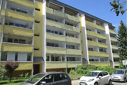 3 Mieten frei! Mlada-Boleslaver-Straße 8, 4. OG, renoviert, sonnig, großer Balkon - Neubrandenburg Oststadt