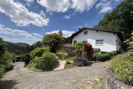 Haus zum Kaufen in Heppenheim 888.000,00 € 300 m²
