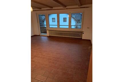 Helle freundliche Wohnung mit Einbauküche sofort verfügbar - Kranzberg