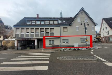 4-Zimmer-Wohnung in Glatten - 1.000,00&nbsp;EUR Kaltmiete, ca.&nbsp; 130,00&nbsp;m&sup2; in Fluorn-Winzeln (PLZ: 78737)