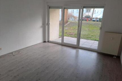 Terrassenwohnung 2 Raum 60 qm - 565,00&nbsp;EUR Kaltmiete, ca.&nbsp; 60,00&nbsp;m&sup2; in Erfurt (PLZ: 99086) Johannesplatz