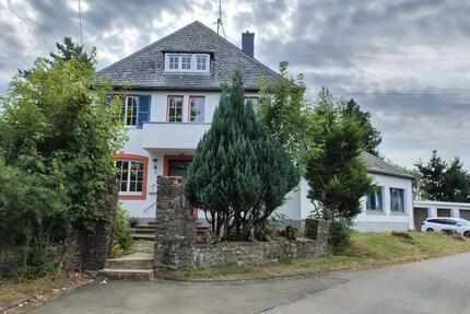 Großes Einfamilienhaus in der Eifel - Bollendorf