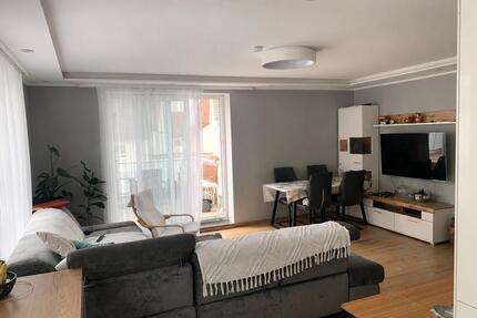 Wohnung zu vermieten – 75 m², 3 Zimmer, Einbauküche, 2 Balkone – - Köngen
