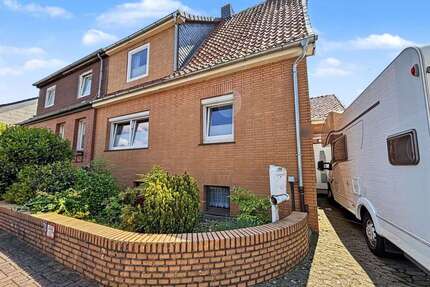 Haus zum Kaufen in Ilsede 199.000,00 € 130 m²