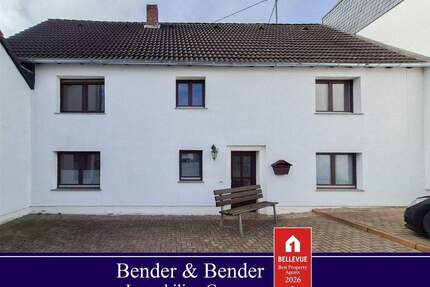 **RESERVIERT**Gepflegtes Zweifamilienhaus in ruhiger Wohnlage nähe Asbach zu verkaufen! - Asbach-Altenhofen