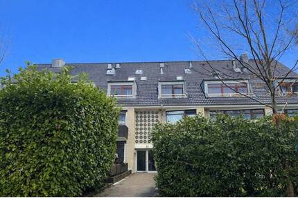 Eigentumswohnung mit großer Terrasse und TG-Stellplatz in zentraler Lage von Wellingsbüttel - Hamburg