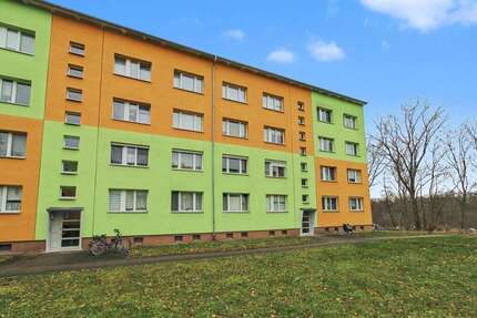 Wohnung zum Kaufen in Zwenkau 69.000,00 € 48.23 m²