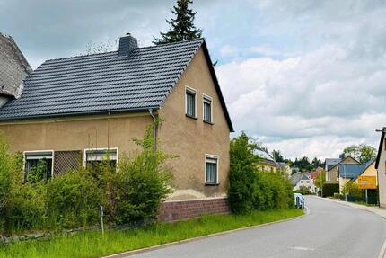 Renoviertes Haus zur Miete in Eppendorf – mit Garage und Gartenbereich