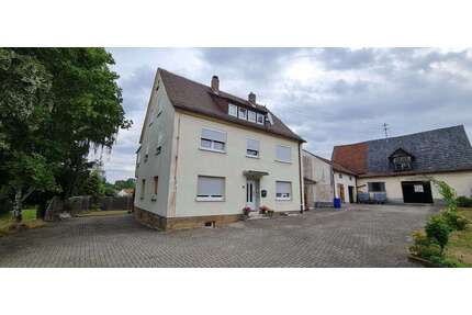 Haus zum Kaufen in Küps 289.000,00 € 240 m²