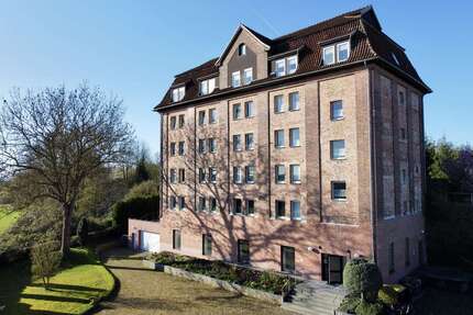 Wohnung zum Mieten in Vellmar 1.800,00 € 190 m²