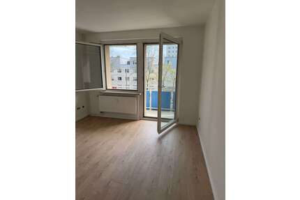 Wohnung zum Mieten in Halle (Saale) 380,00 € 47 m²
