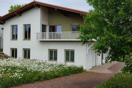 Großes Einfamilienhaus in Ortsrandlage - Berghülen