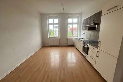 Wohnung zum Mieten in Chemnitz 325,00 € 54.14 m²