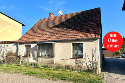 HORN IMMOBILIEN ++ kleines Einfamilienhaus in zentraler Lage in Ducherow