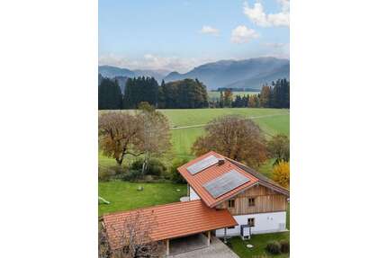 Haus zum Kaufen in Siegsdorf 1.690.000,00 € 199 m²