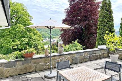 Haus zum Kaufen in Dillenburg 575.000,00 € 264 m²