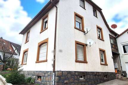 Haus zum Kaufen in Weinheim , Bergstr 680.000,00 € 320 m²