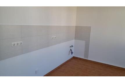 2 - Raumwohnung in Pößneck - 430,00&nbsp;EUR Kaltmiete, ca.&nbsp; 43,00&nbsp;m&sup2; in Pößneck (PLZ: 07381)