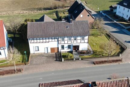 Fachwerkhaus - 175.000,00&nbsp;EUR Kaufpreis, ca.&nbsp; 180,00&nbsp;m&sup2; in Bad Arolsen (PLZ: 34454)