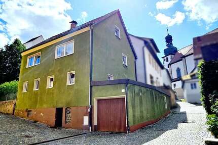 Haus zum Kaufen in Neuhaus an der Pegnitz 199.000,00 € 150.49 m²