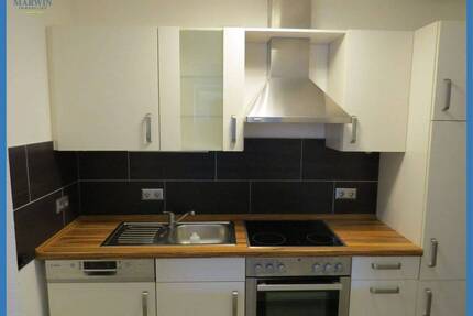 Single Wohnung mit EBK, Parkplatz, Wanne und Dusche - Gondorf