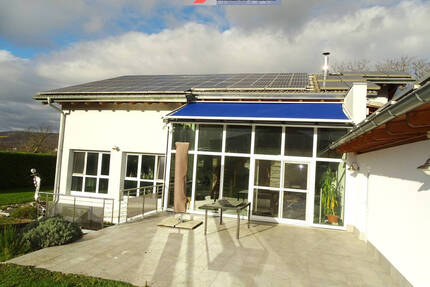 Wohnen und Arbeiten an einem Ort: Viel Raum für Ihr Zuhause und Gewerbe! - Grenzach-Wyhlen