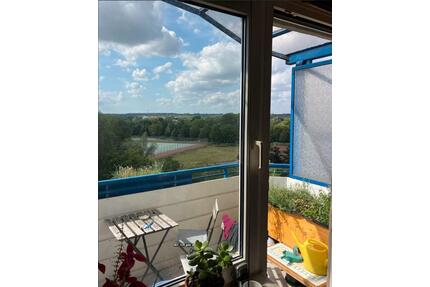 Helle 3 Zimmer Wohnung - 390,00&nbsp;EUR Kaltmiete, ca.&nbsp; 68,00&nbsp;m&sup2; in Neubrandenburg (PLZ: 17034) Datzeberg