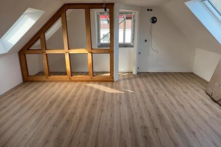Hell Modernisiert Wohnung - 988,00&nbsp;EUR Kaltmiete, ca.&nbsp; 60,00&nbsp;m&sup2; in Gehrden (PLZ: 30989)