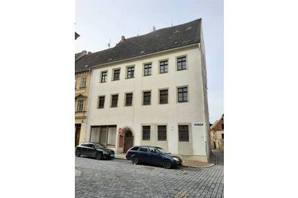 Stattliches Mehrfamilienhaus, Innensanierung begonnen - Torgau