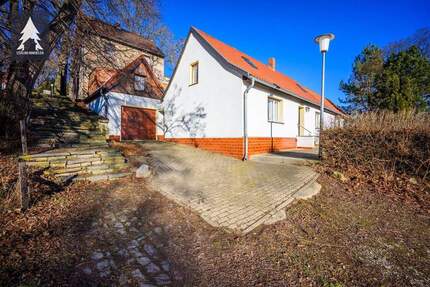 Hier landet niemand zufällig. - 59.000,00&nbsp;EUR Kaufpreis, ca.&nbsp; 90,00&nbsp;m&sup2;&nbsp;Wohnfl&auml;che in Giersleben (PLZ: 06449)
