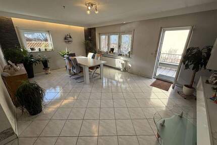 Charmante Wohnung mit Hauscharakter, Balkon und Terrasse - Hirschberg an der Bergstraße / Leutershausen