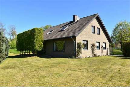 Haus zum Kaufen in Halle 480.000,00 € 231.43 m²
