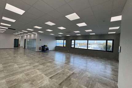Büro in Backnang 2.200,00 € 220 m²
