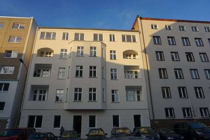 Wohnung zum Mieten in Berlin 1.663,00 € 102.5 m²