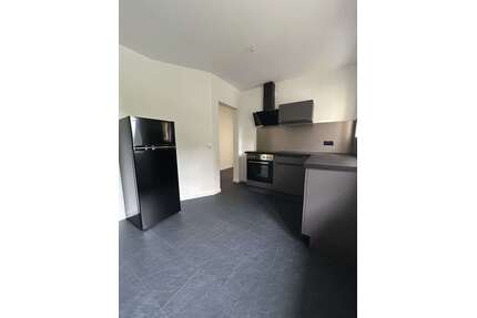 Wohnung zum Mieten in Glauchau 730,00 € 96.92 m²
