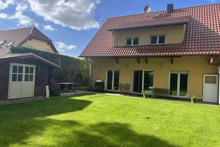 Haus zum Kaufen in Berlin 669.000,00 € 141.29 m²