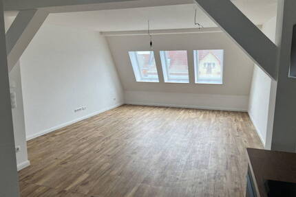 Dachgeschosswohnung Dietzgenstraße 93 - Berlin Niederschönhausen
