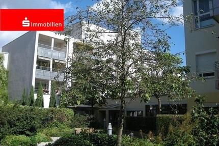 Gepflegte 2-Zimmer-Seniorenwohnung mit Balkon im repräsentativen Lilienpalais - Darmstadt