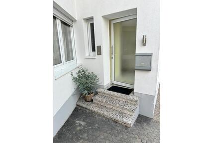 Einfamilienhaus in 56218|140 m|5 Zimmer|Balkon|Garage|Stellplatz - Mülheim-Kärlich