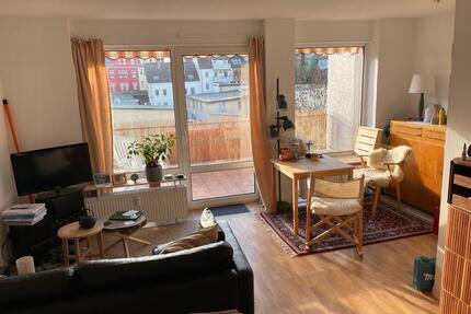 Untermiete Einzimmerwohnung lichtdurchflutet und sonnig 1.9.-1.3. - Halle (Saale) Am Wasserturm/Thaerviertel