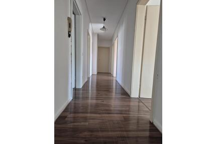 4 ZKB in TOP Lage inkl Küche - 750,00&nbsp;EUR Kaltmiete, ca.&nbsp; 80,00&nbsp;m&sup2; in Saarlouis (PLZ: 66740)